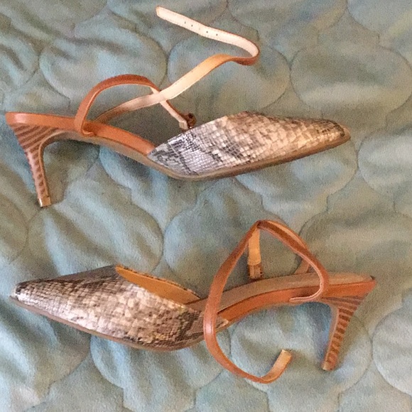 Heels - Picture 2 of 2